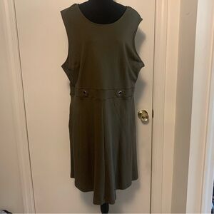 New York & Company Hunter green Midi with POCKETS size XX-LARGE #D5